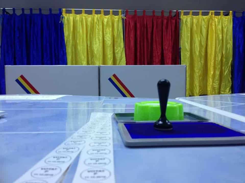 ANALIZĂ LA CALD: Bucureștenii au sancționat politicienii din toate partidele printr-o prezență scăzută la vot. Jurnalista Simona Ionescu: „Electorii sunt mai deștepți decât cred politicienii!”