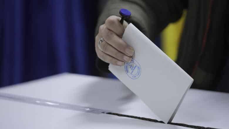 Campania electorală s-a încheiat sâmbătă la ora 07.00