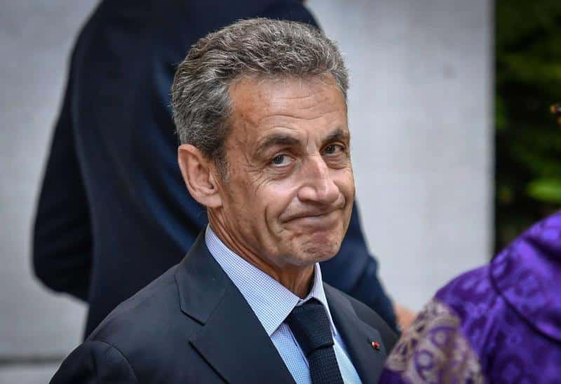 Patru ani de PUȘCĂRIE pentru Nicolas Sarkozy, fostul președinte al Franței, pentru corupţie şi trafic de influenţă