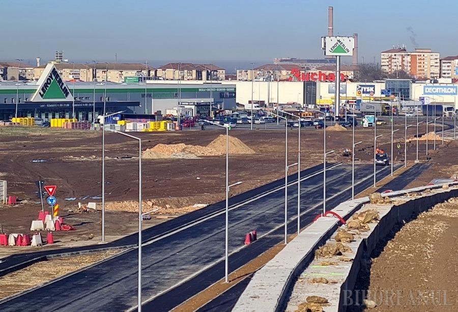 Blocaţi în săpături: De ce stagnează lucrările la drumul de legătură dintre Leroy Merlin şi Piaţa 100