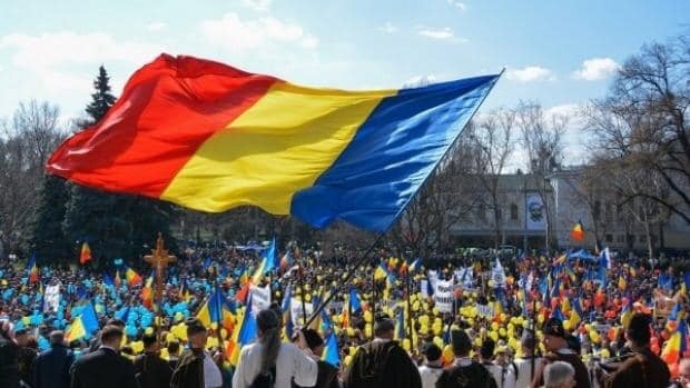 Numărul cetățenilor Republicii Moldova care vor unirea cu România, în creștere ~ InfoPrut