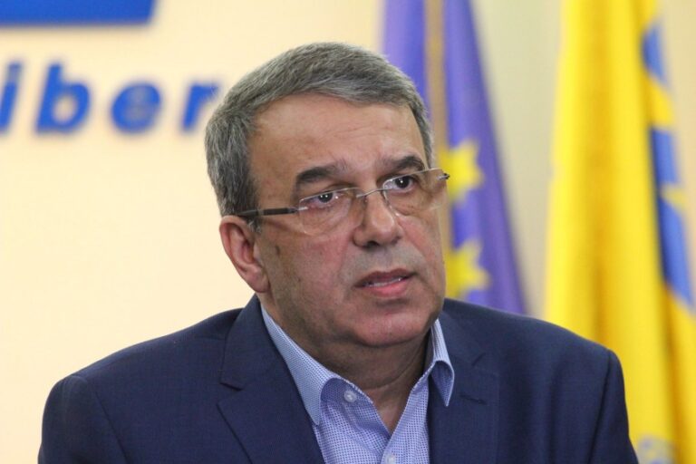 Referendum la Constanța: Chițac e Iohannis II. Demisia!