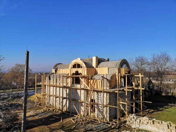 Episcopia Basarabiei de Sud, apel la credincioși pentru finalizarea construcției unei biserici ~ InfoPrut