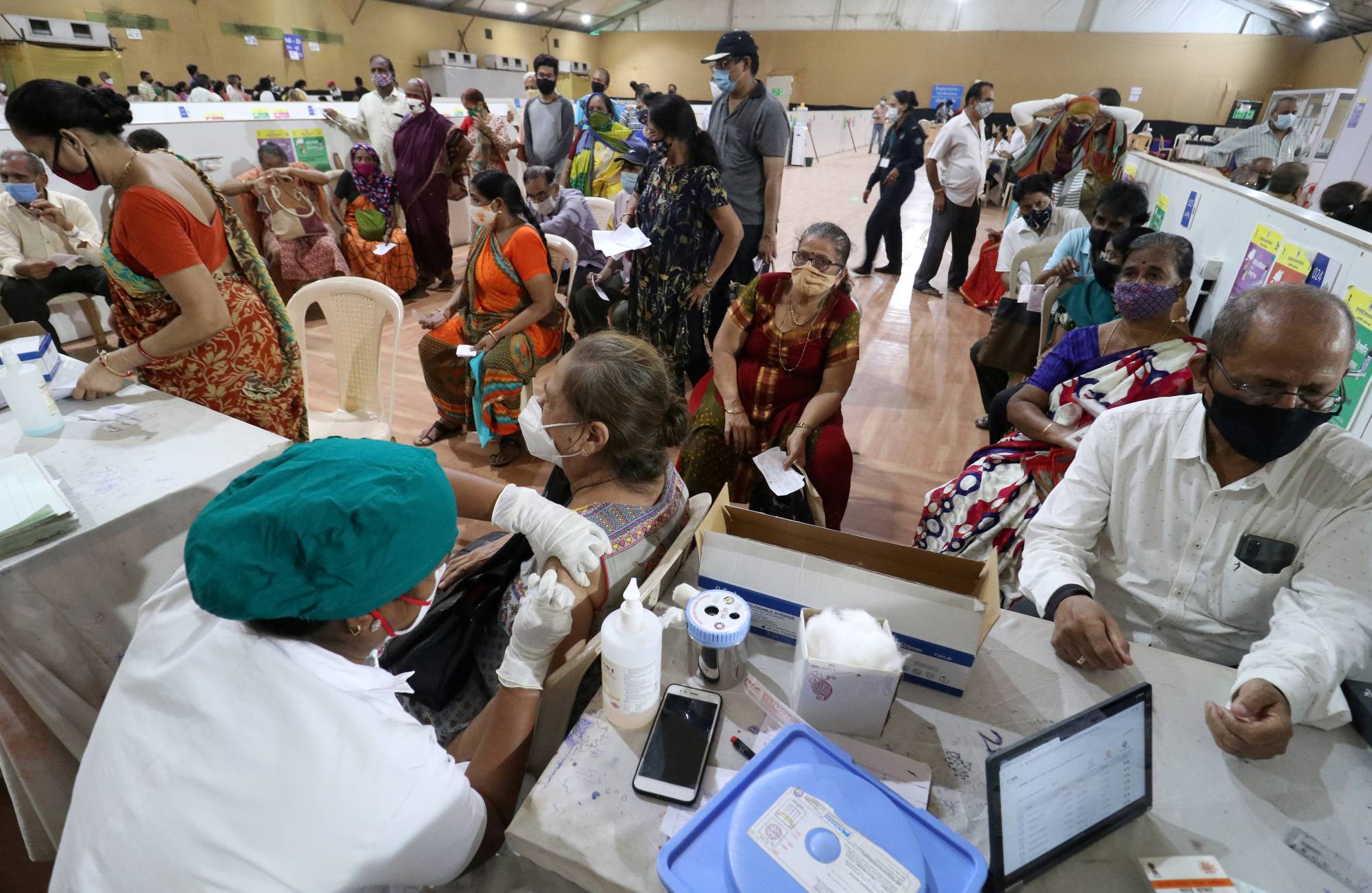 Australia și-a abandonat cetățenii în India! Cine se întoarce acasă merge la închisoare sau plătește o amendă usturătoare
