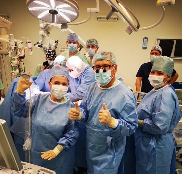 Premieră medicală în spațiul românesc: Transplant hepatic de la mamă la fiul de 2 ani realizat de un chirurg din București la Chișinău ~ InfoPrut