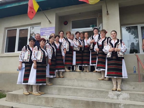 Festival pe ambele maluri ale Prutului: Suntem un neam, un grai, o istorie, un cântec ~ InfoPrut