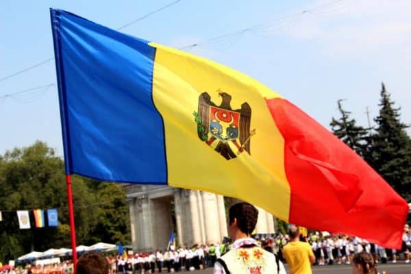 Opinie despre scindarea Partidului Socialiștilor și necesitatea modificării art. 13 din Constituția R. Moldova privind limba română 