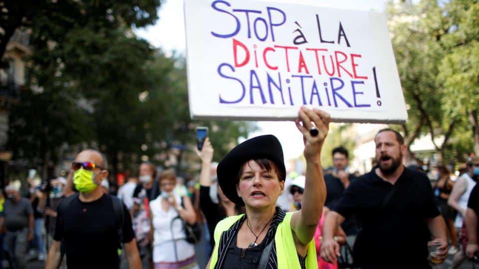 Ministerului de Interne francez: 200 de mii de oameni au ieșit la proteste