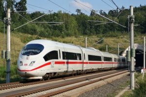Germania a testat cu succes primul tren fără conductor – 60m.ro