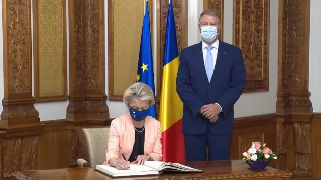 Rafila recunoaște că Ursula von der Leyen a stabilit numărul de doze și prețul vaccinurilor pentru România