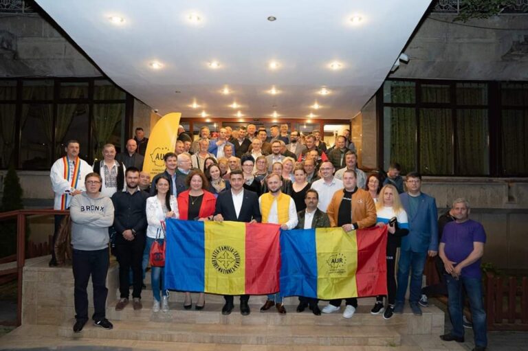 Scade încrederea românilor în guvern și crește în  AUR