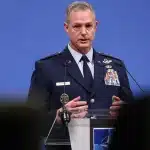 Generalul american Alexus Grynkewich dezvăluie, la Varșovia, teoria victoriei NATO împotriva Rusiei
