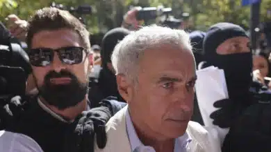 Georgescu a avut luni să fugă din țară, judecătorul consideră arestul la domiciliu suficient
