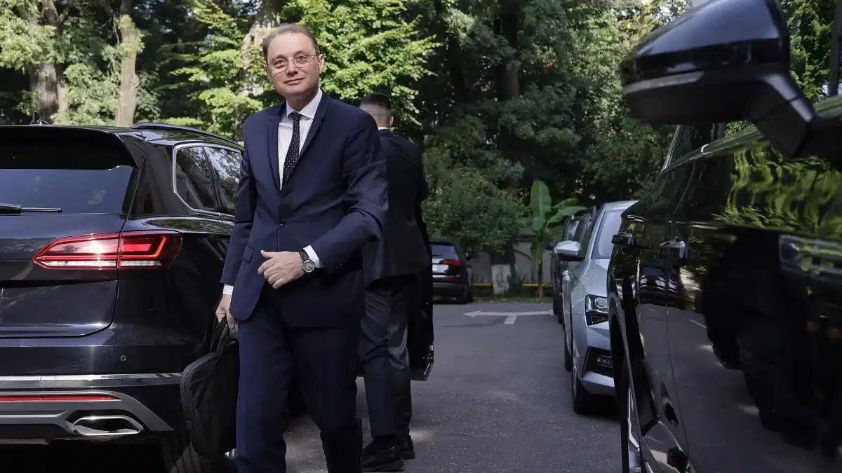 PSD la guvernare: de la Marian Neacşu la Interne la Ştefan Radu Oprea la Apărare