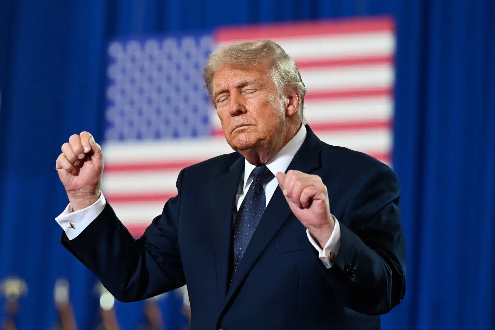 Trump refuză să intensifice presiunea asupra Rusiei și cere eforturi suplimentare de la Kiev